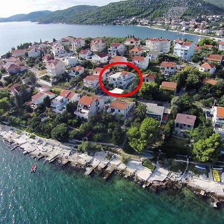 Apartments Frano Seget Vranjica Bagian luar foto