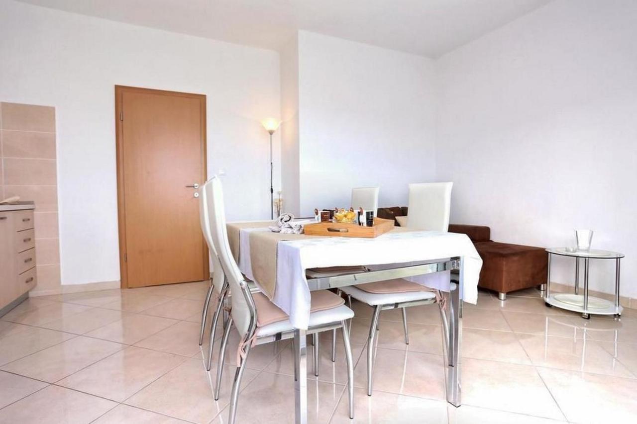 Apartments Frano Seget Vranjica Bagian luar foto